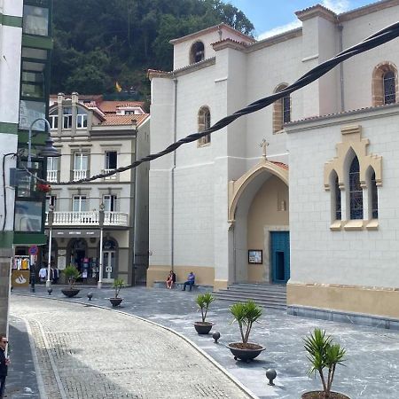 Apartamentos Urbanin I Plaza Ayuntamiento كوذِييرو المظهر الخارجي الصورة