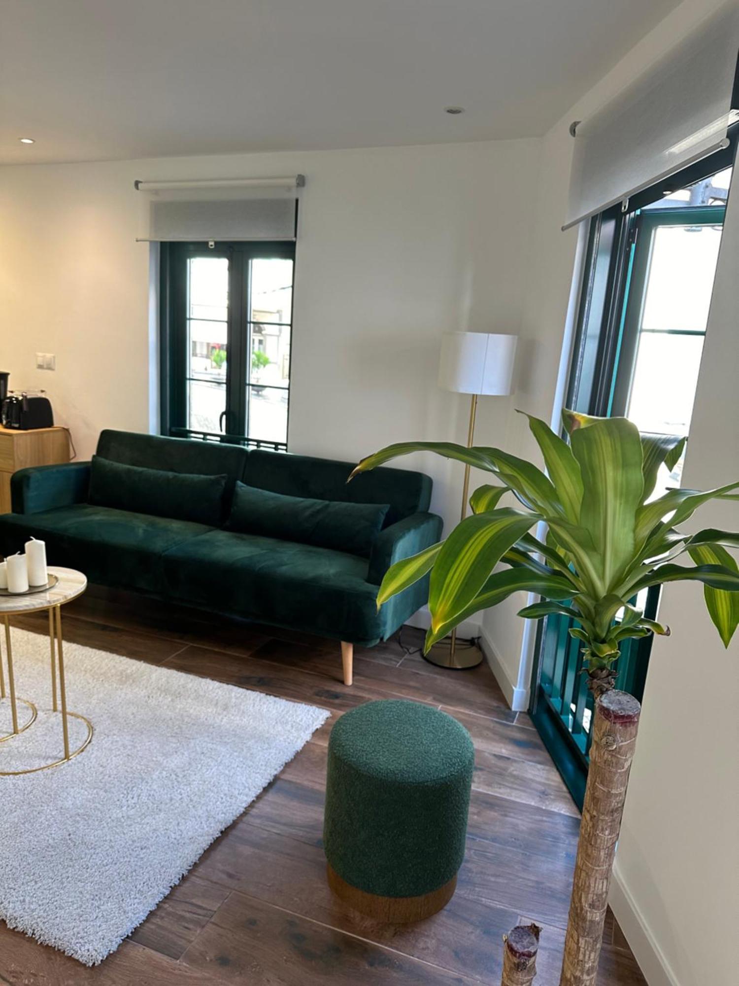 Apartamentos Urbanin I Plaza Ayuntamiento كوذِييرو المظهر الخارجي الصورة
