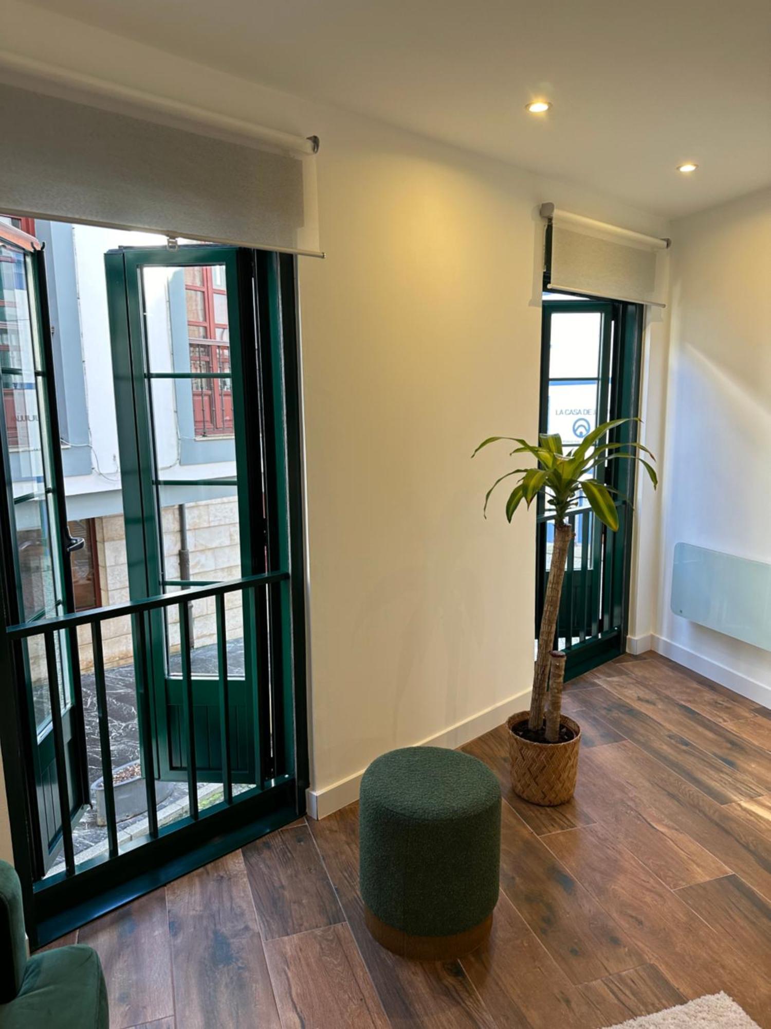 Apartamentos Urbanin I Plaza Ayuntamiento كوذِييرو المظهر الخارجي الصورة