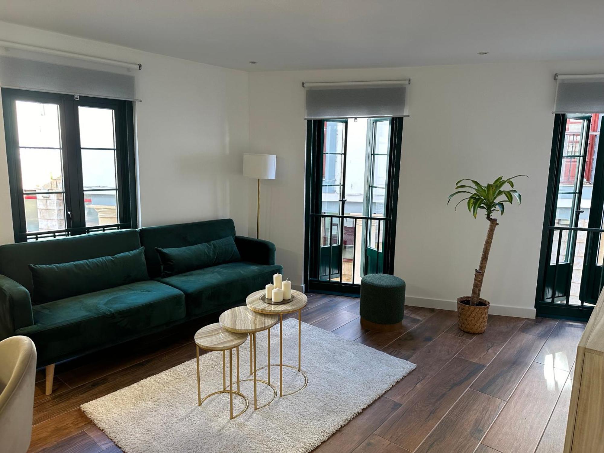 Apartamentos Urbanin I Plaza Ayuntamiento كوذِييرو المظهر الخارجي الصورة